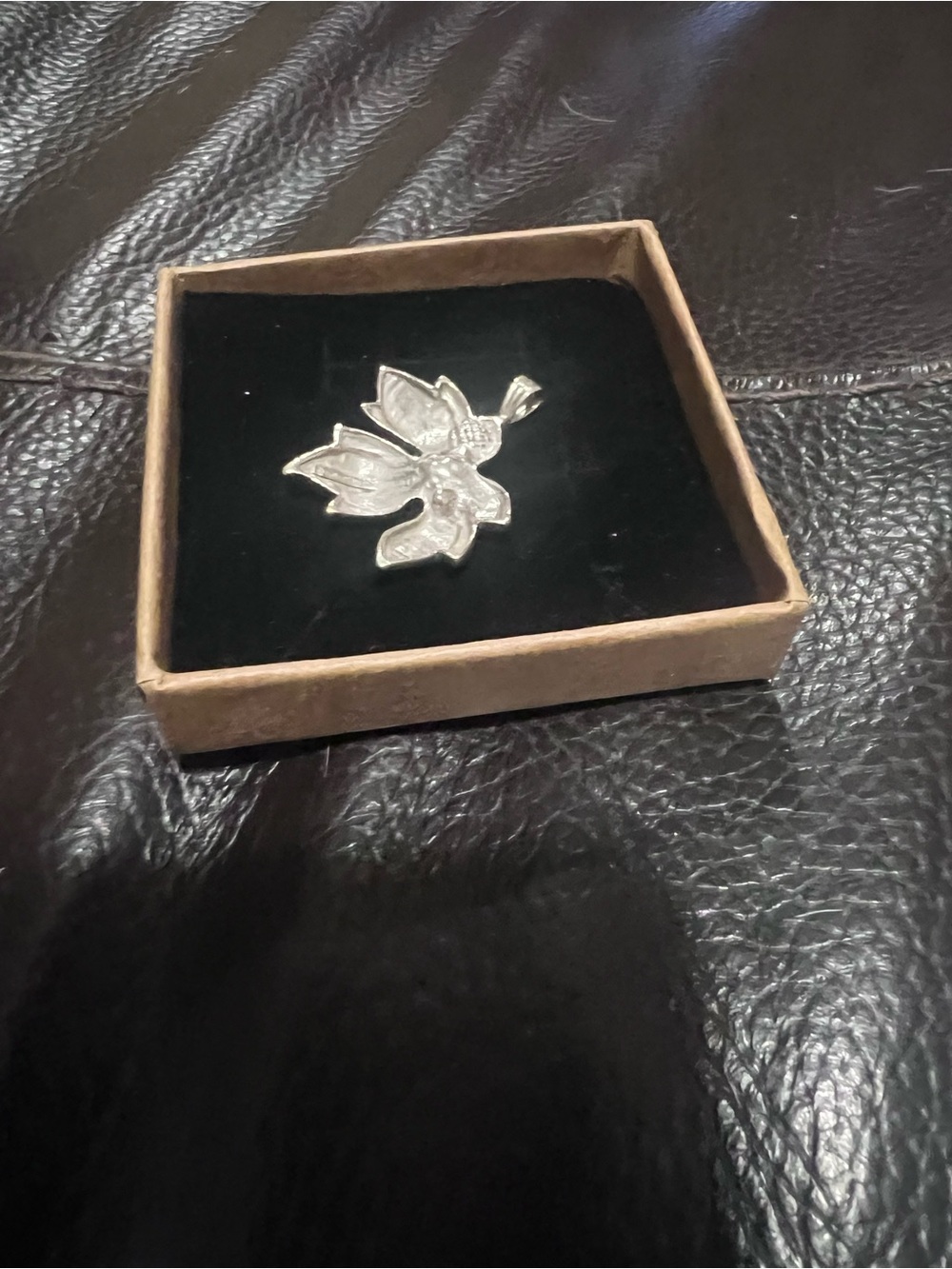 Tiffany & Co. Silver Leaf Pendant Necklace - Unbranded